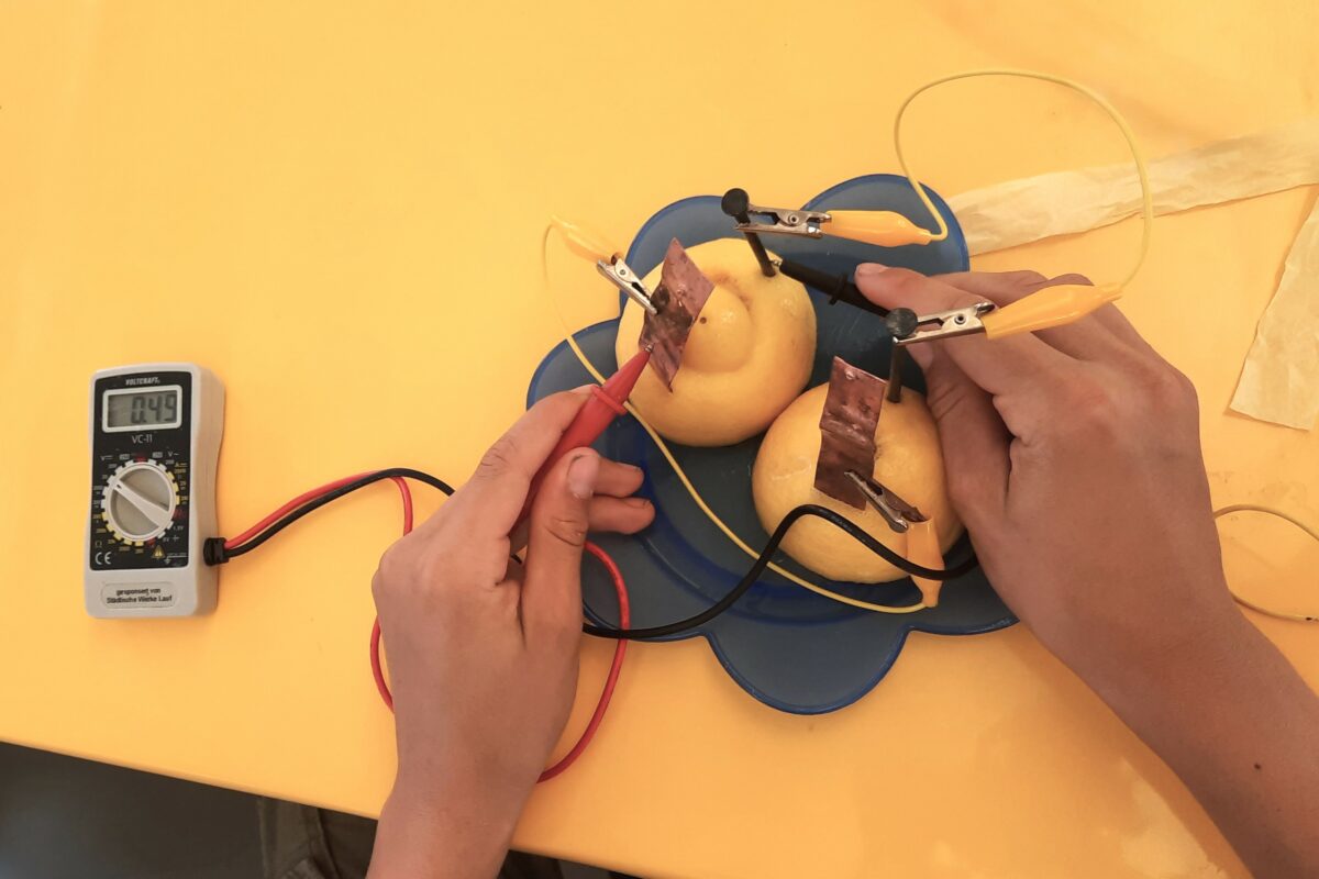 Mit Spannung unter Strom